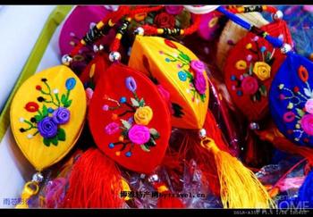 �������Y