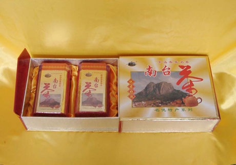 �������Y