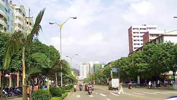 �������Y