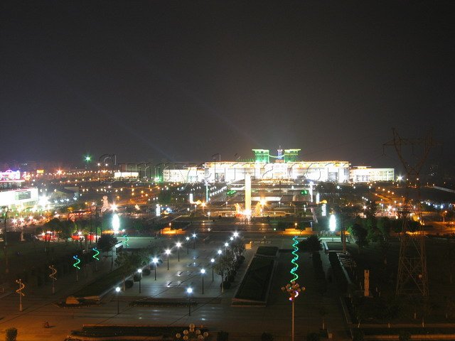 �������Y