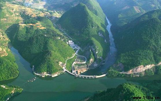 �������Y