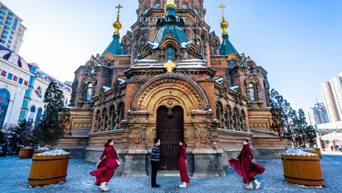 �������Y