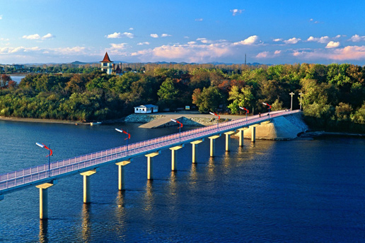 �������Y