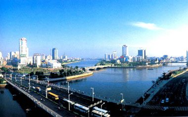 �������Y