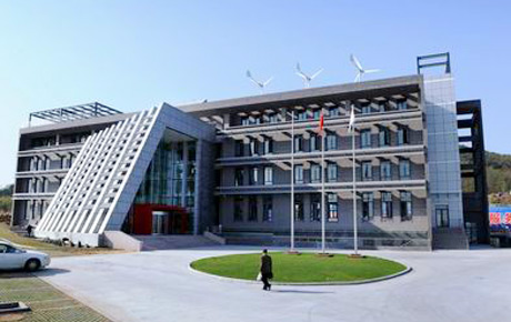 �������Y