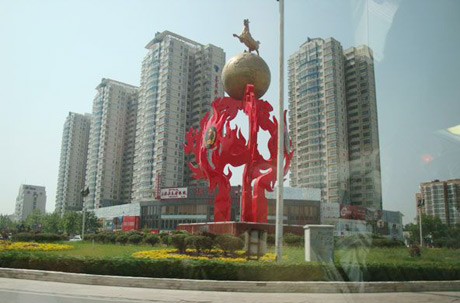 �������Y