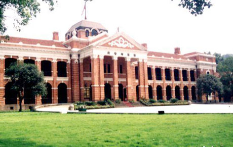 �������Y