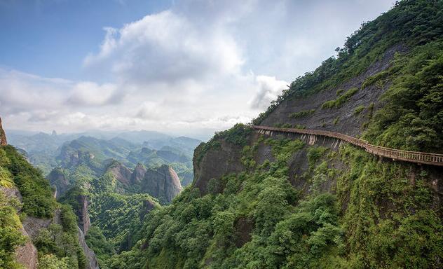 �������Y