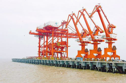 �������Y