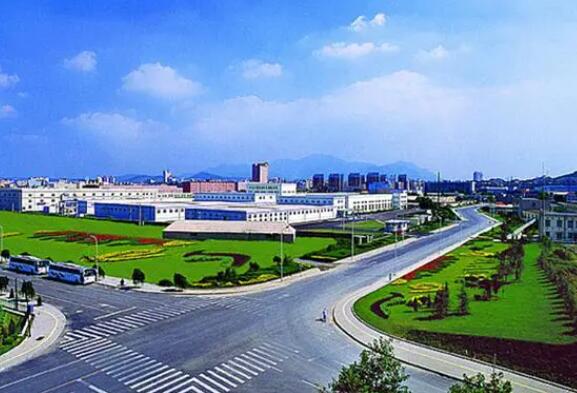 �������Y