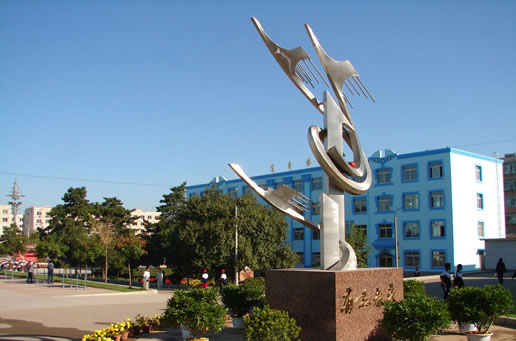 �������Y