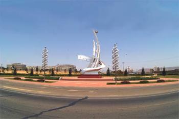 �������Y