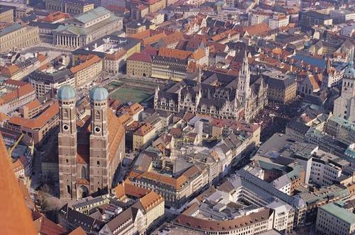 �������Y