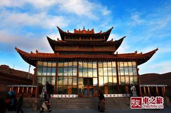 �������Y