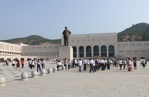 �������Y