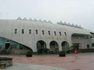 �������Y